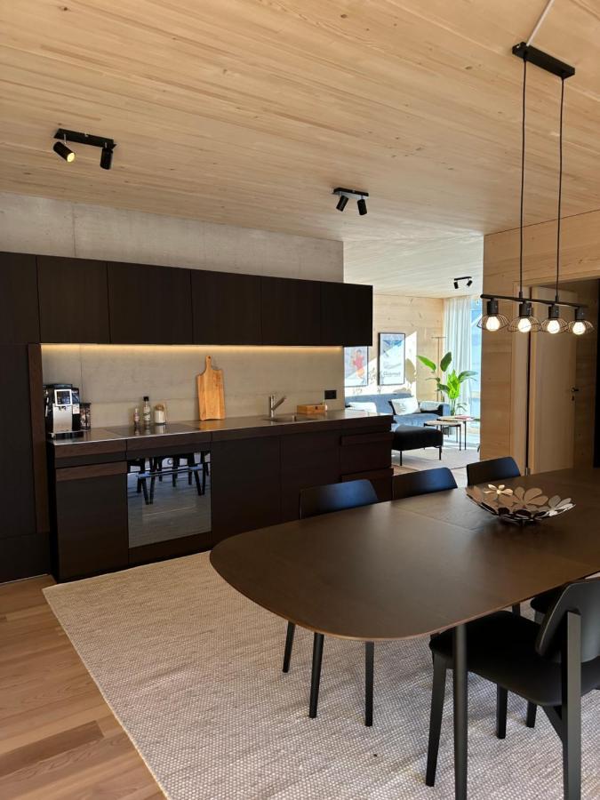 Mondholz Ferienwohnung Андерматт Экстерьер фото